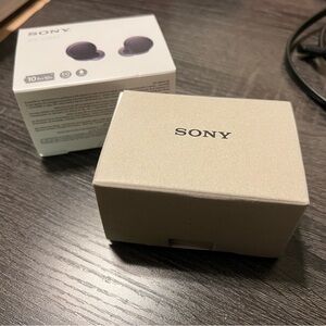 Sony WF-C500 Earbuds in Black and White Packaging